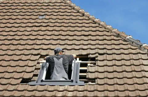 Pose de velux - La Llagonne